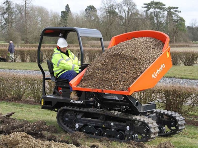 kubota-crawler-dumper